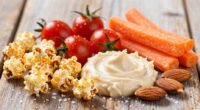 one hand snack solutions